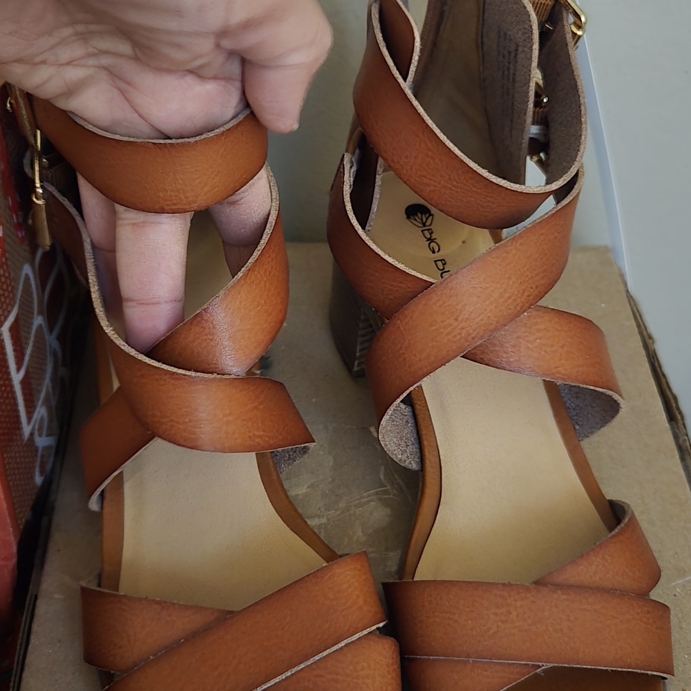Brown Strappy Sandals BIG Budda Size 7